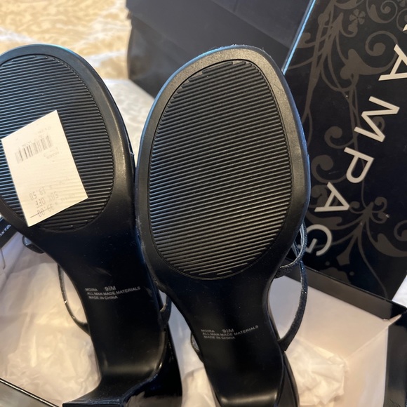 Rampage 9.5 M Moira Black Sparkle Kitten Heels - Picture 2 of 3